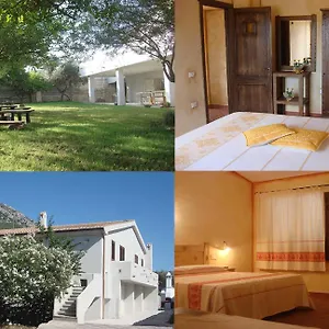  Bed & Breakfast Grazia Deledda